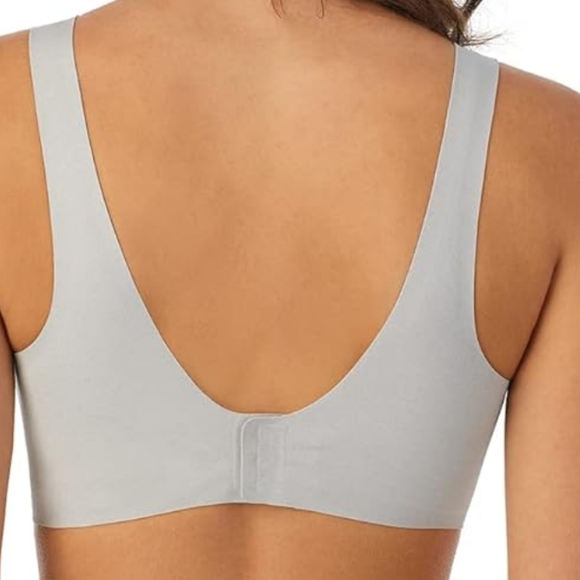 Le Mystere Smooth Shape Comfort Wireless Bra, Built Up Straps, Lightly Lined - Picture 2 of 2